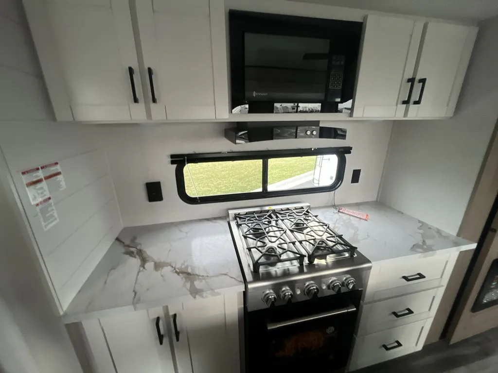 2026 Jayco Jay Flight Bungalow 401FLTS DS, Photos photo 19