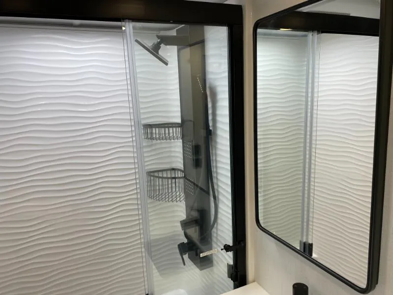2026 Brinkley Model G 4100, Photos photo 30