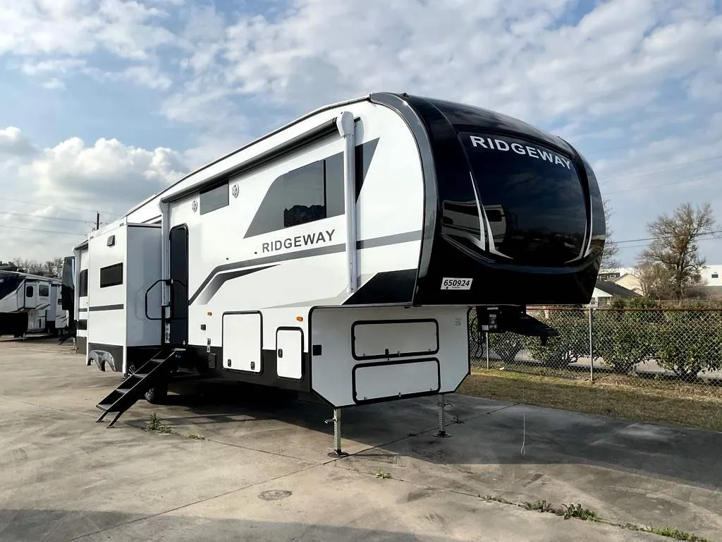 2026 KZ RV Ridgeway 35BH - Photo 2