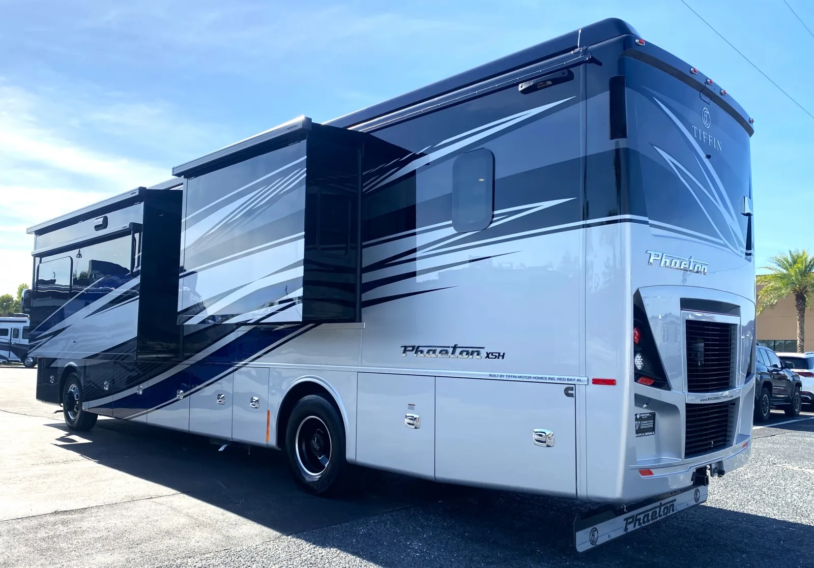 2026 Tiffin Phaeton 40 IH - Photo 4