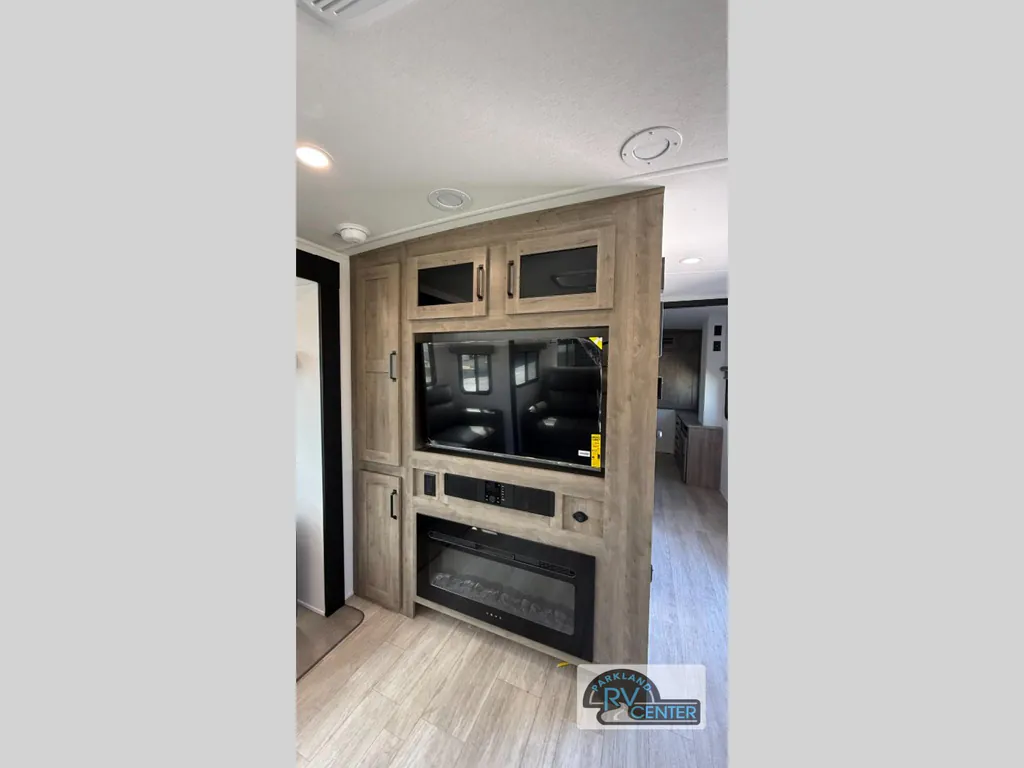 2027 Forest River Solaire 3060RKTS, Photos photo 28
