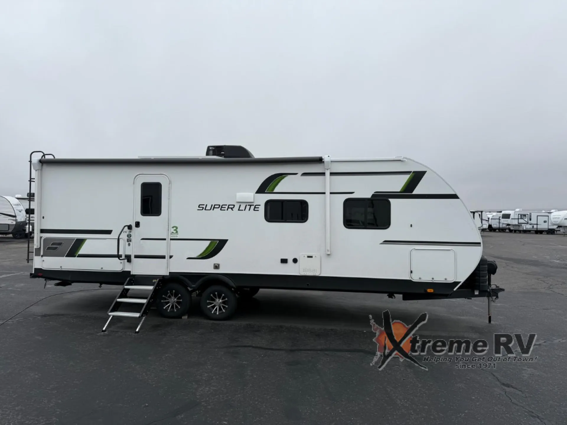 2025 Starcraft Super Lite 241BH - Photo 2