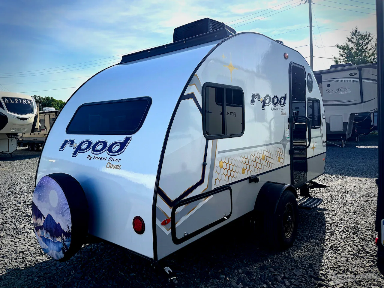 2024 Forest River R-Pod RP-171C - Photo 3