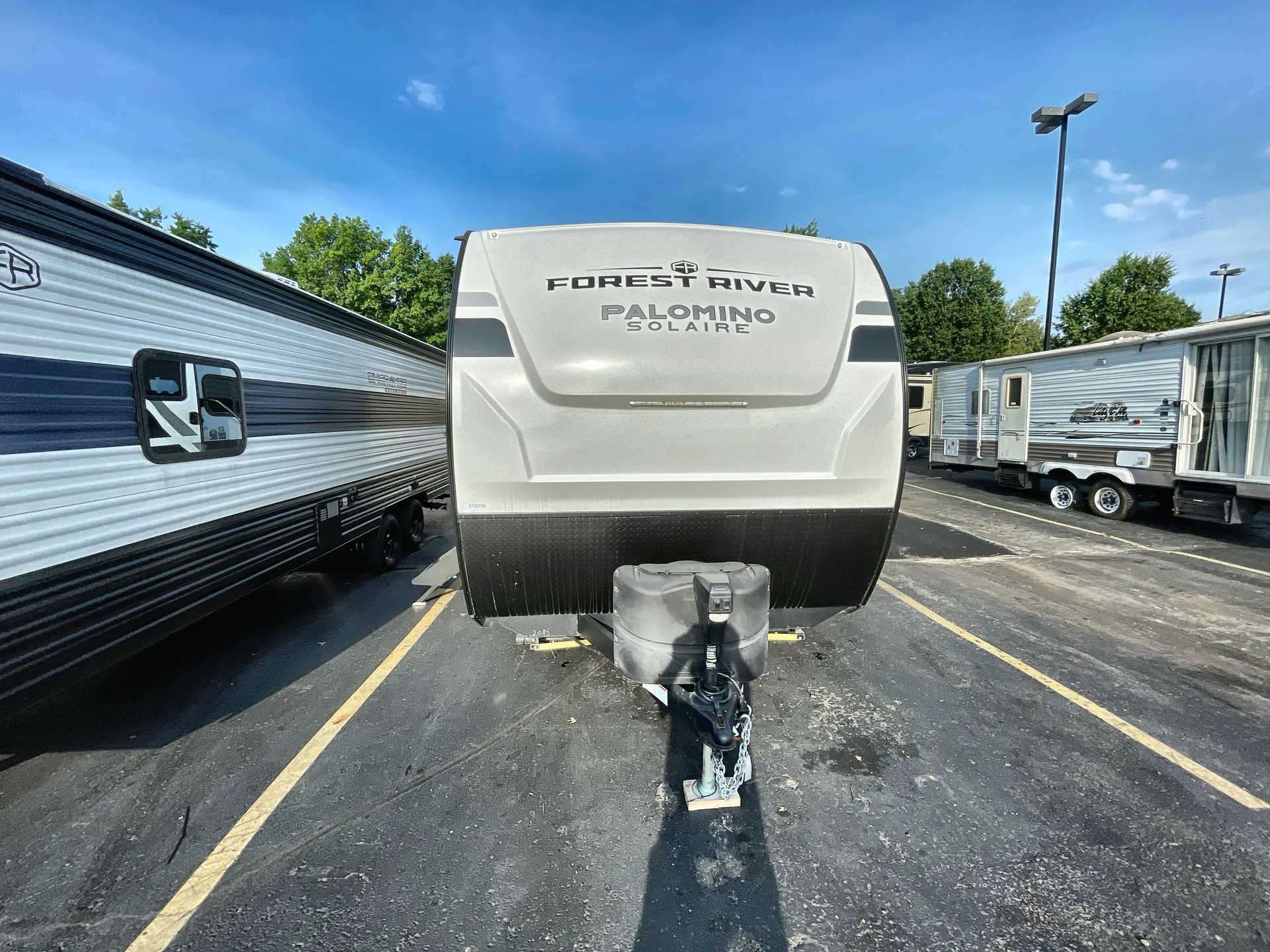 2025 Forest River Solaire 2085BHS dealer photo 4 from Camping World