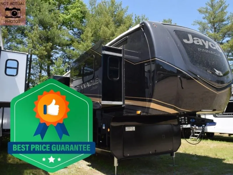 2026 Jayco Pinnacle 39FLOK - Photo 2