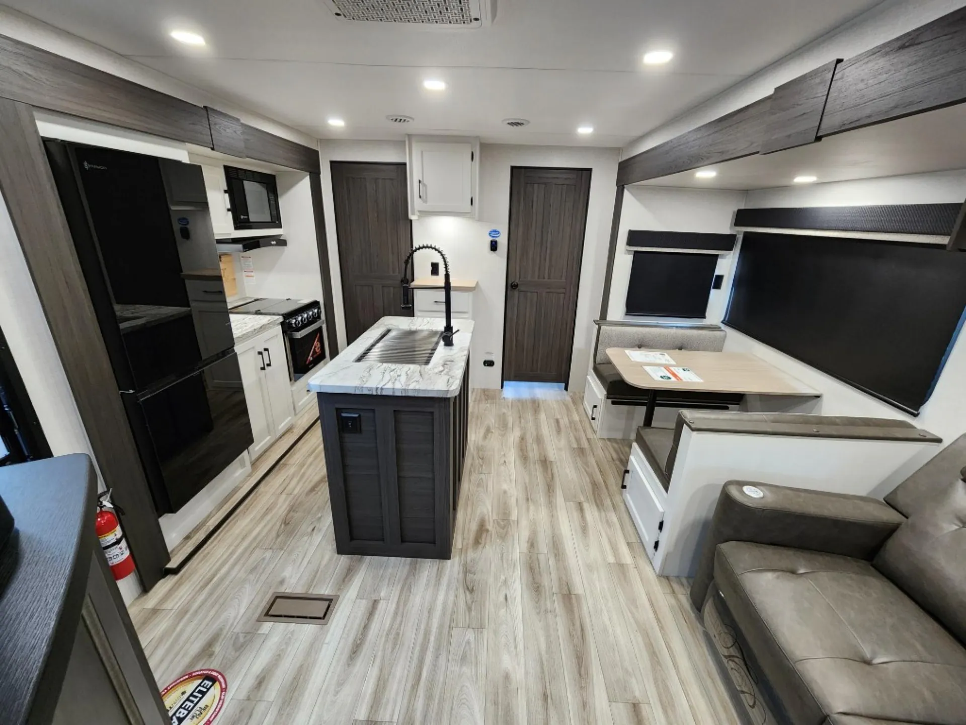 2026 Venture RV SportTrek ST333VIK - Photo 3