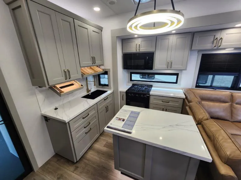 2026 Brinkley Model G 3970, Photos photo 16
