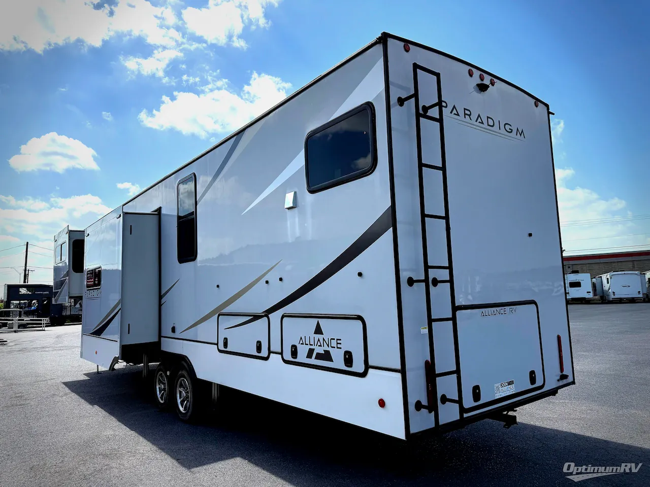 2024 Alliance RV Paradigm 385FL - Photo 4