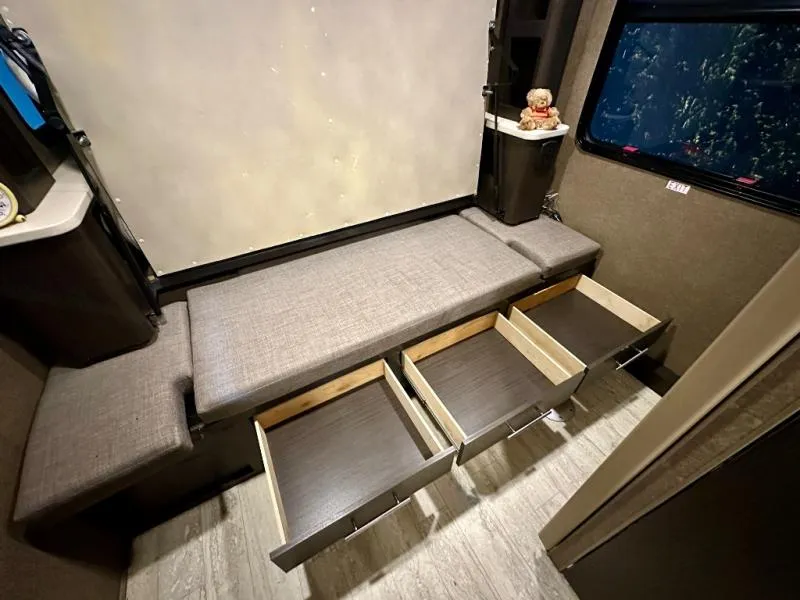2016 Thor Motor Coach Gemini 23TR - Photo 4