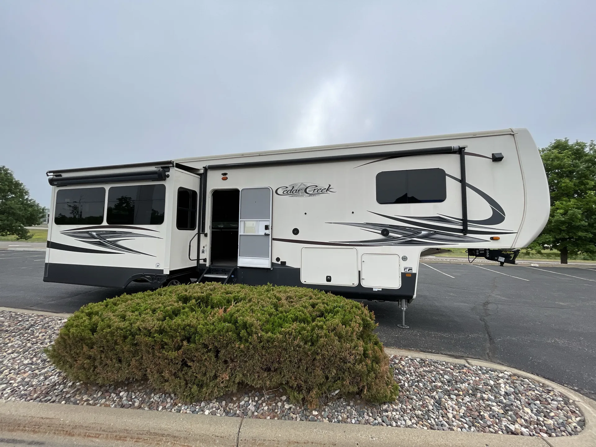 2021 Forest River Cedar Creek Hathaway Edition 34IK — campside