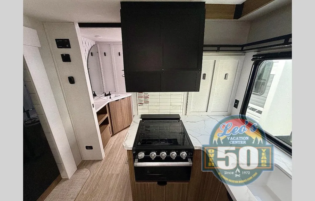 2026 Forest River Wildwood X-Lite 300ICE, Photos photo 14