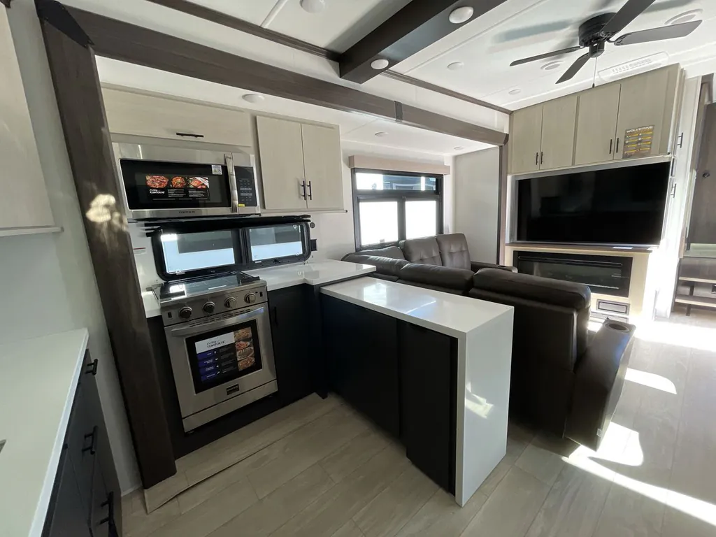 2027 Forest River RV Wolverine 32JF, Photos photo 5