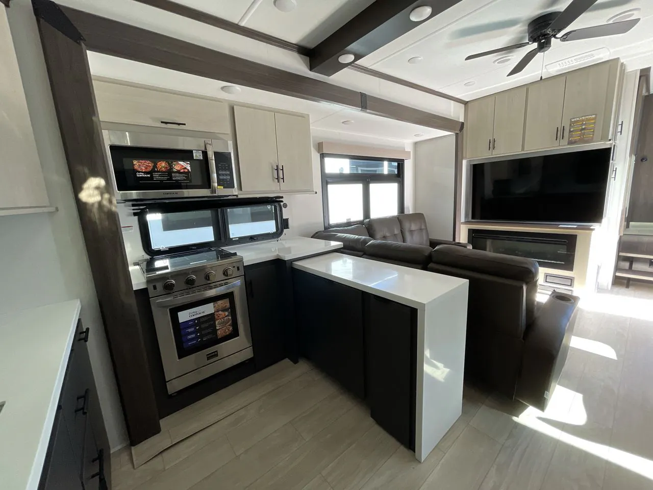 2027 Forest River RV Wolverine 32JF — Photo 5