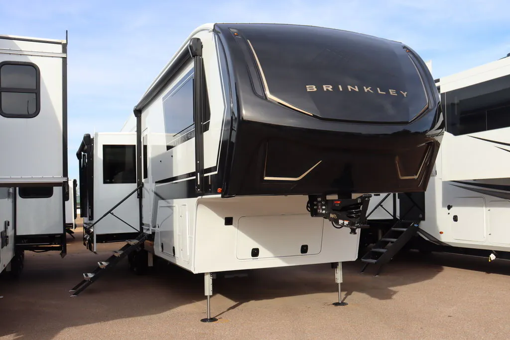 2026 Brinkley Model Z 3515, Photos photo 3