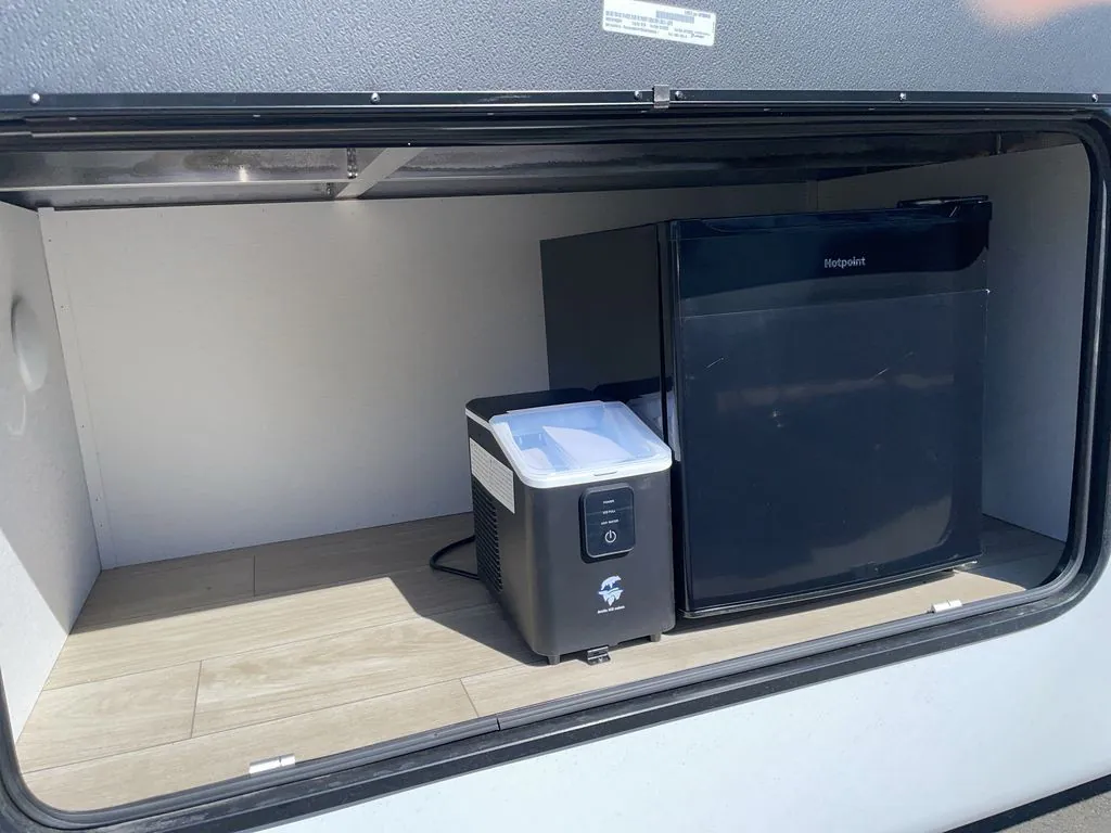 2027 Forest River RV Wolverine 36BC, Photos photo 4