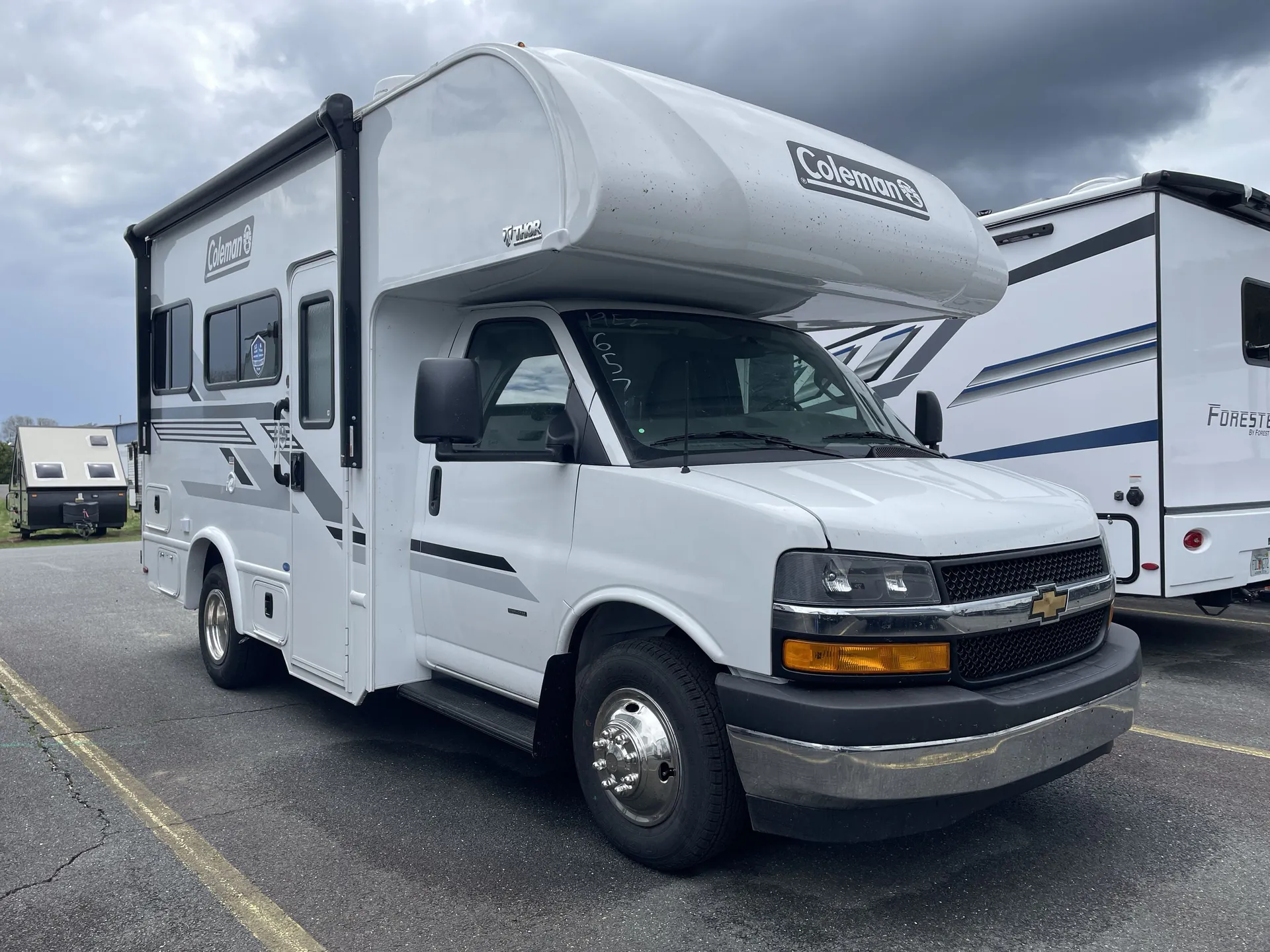 2027 Thor Motor Coach Coleman 19EZ - Photo 2