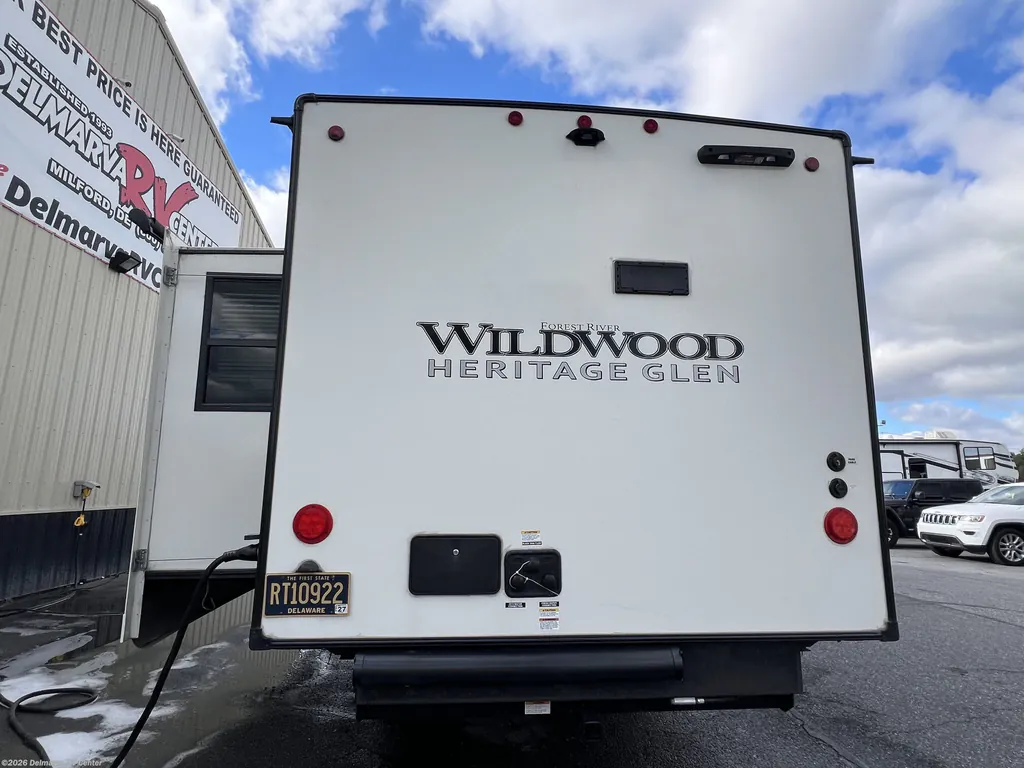 2024 Forest River Wildwood Heritage Glen Hyper-Lyte 27RKHL, Photos photo 6