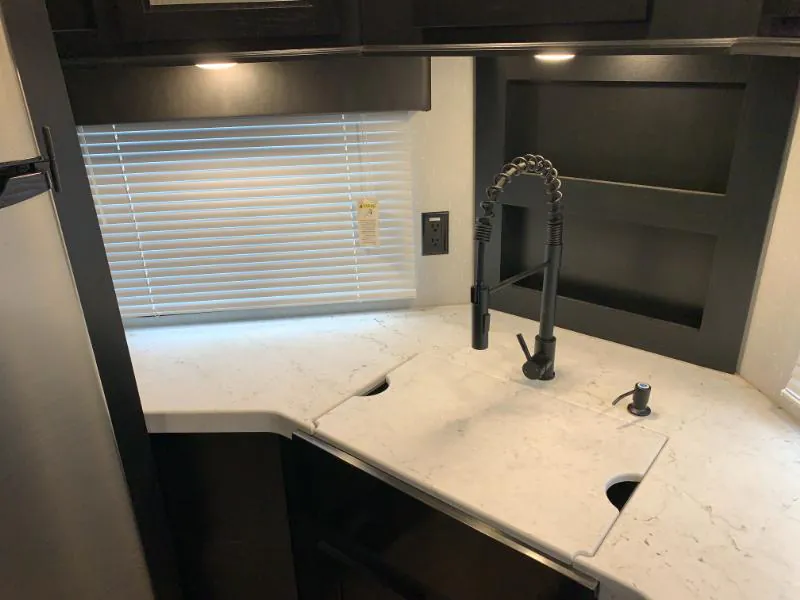 2021 Forest River Cherokee 274VFK, Photos photo 18
