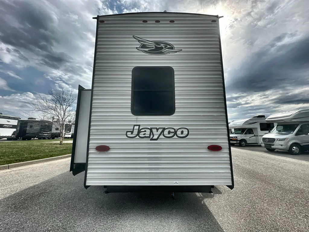 2026 Jayco Jay Flight Bungalow 404LOFT DS, Photos photo 9