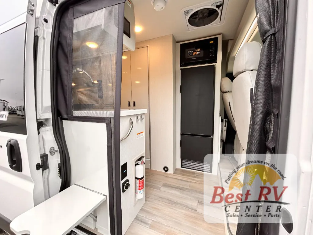 2026 Thor Motor Coach Tellaro 20U, Photos photo 14