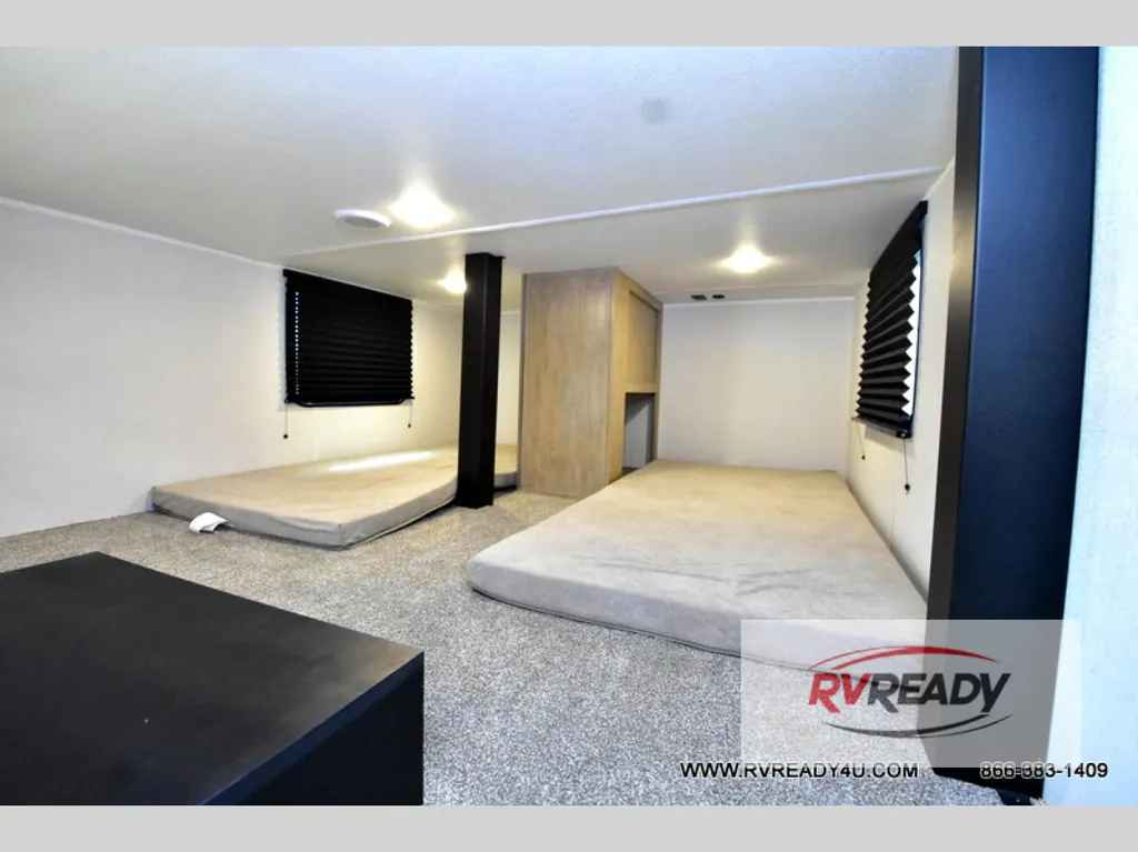 2027 Forest River Cherokee Timberwolf 39DC, Photos photo 11