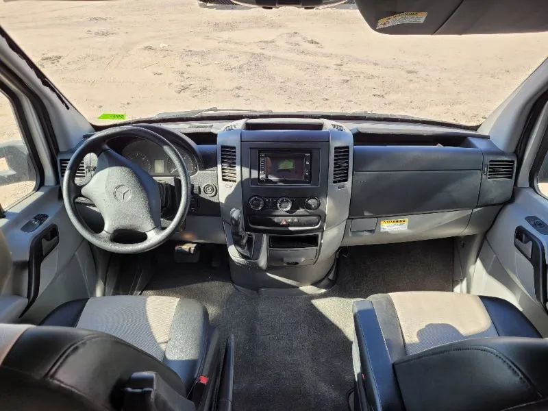 2014 Renegade RV Villagio 25RBS dealer photo 3 from RV Country