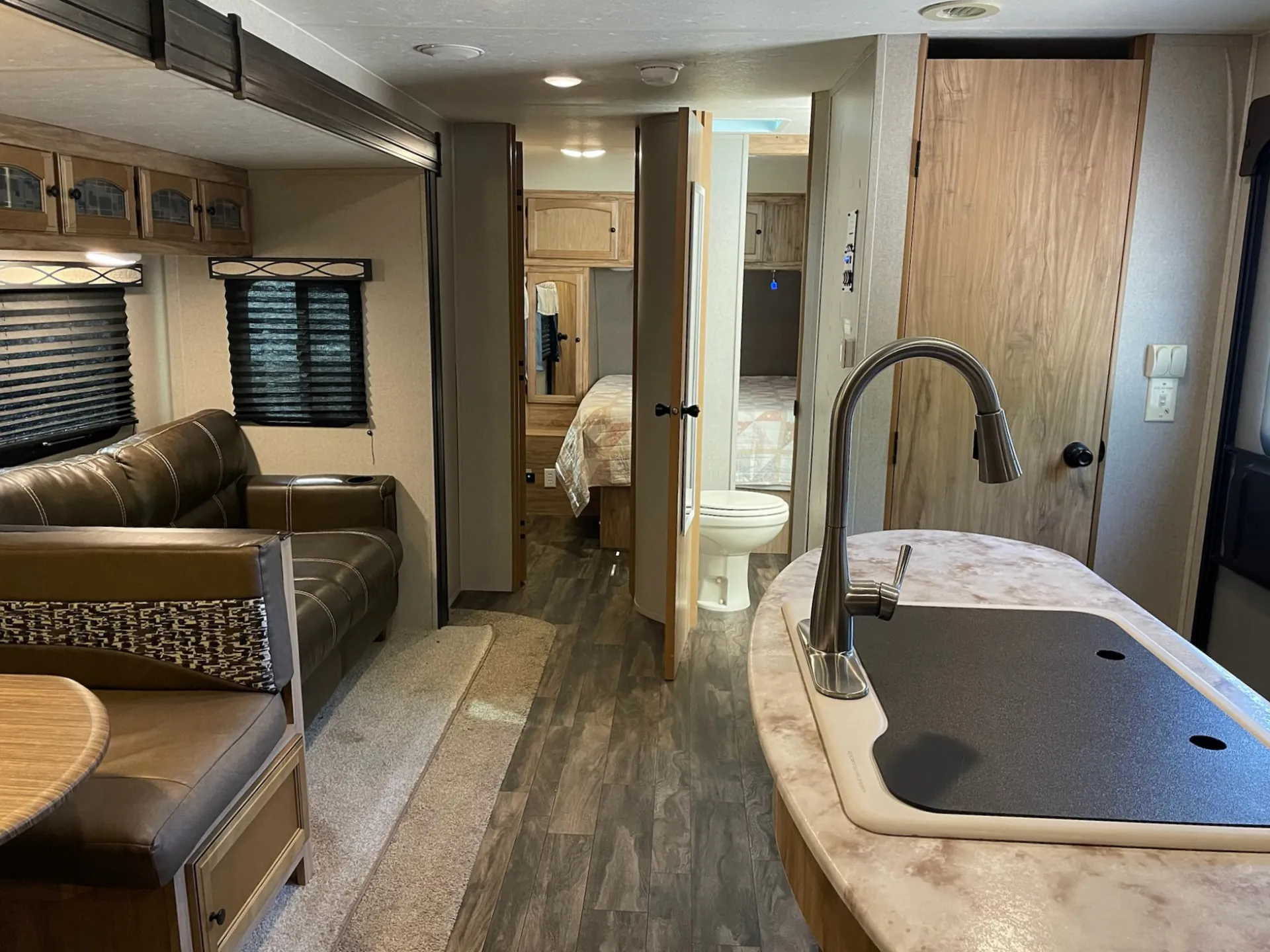 2018 Coachmen Freedom Express 320BHDS - Photo 3
