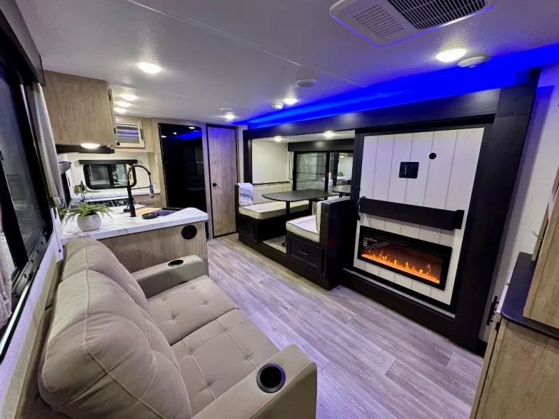 2027 Forest River Cherokee Grey Wolf 26SS - Photo 3
