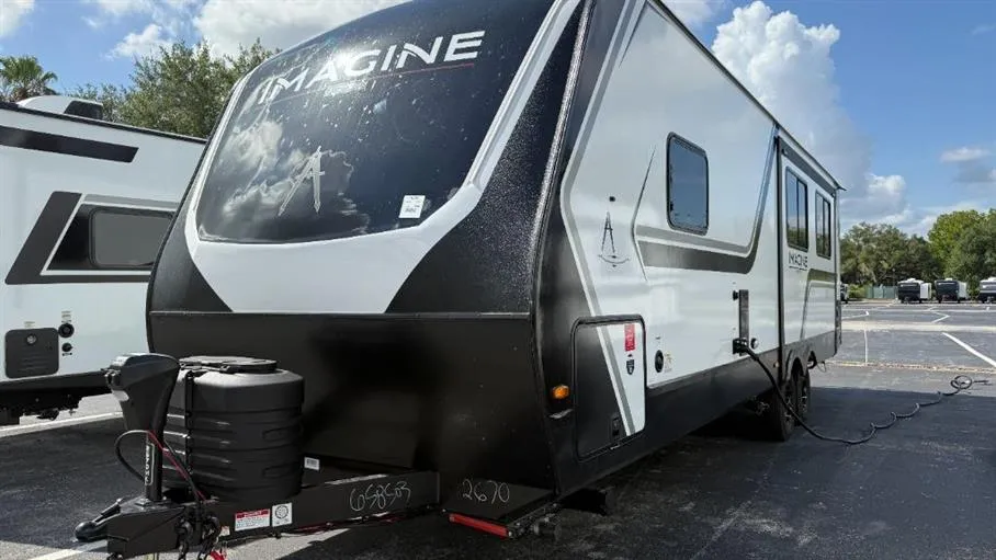 2027 Grand Design Imagine 2670MK - Photo 4