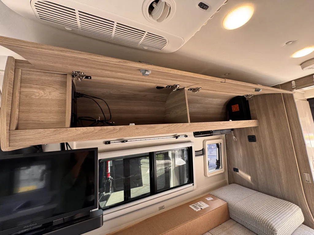 2024 Winnebago Travato 59KL, Photos photo 13