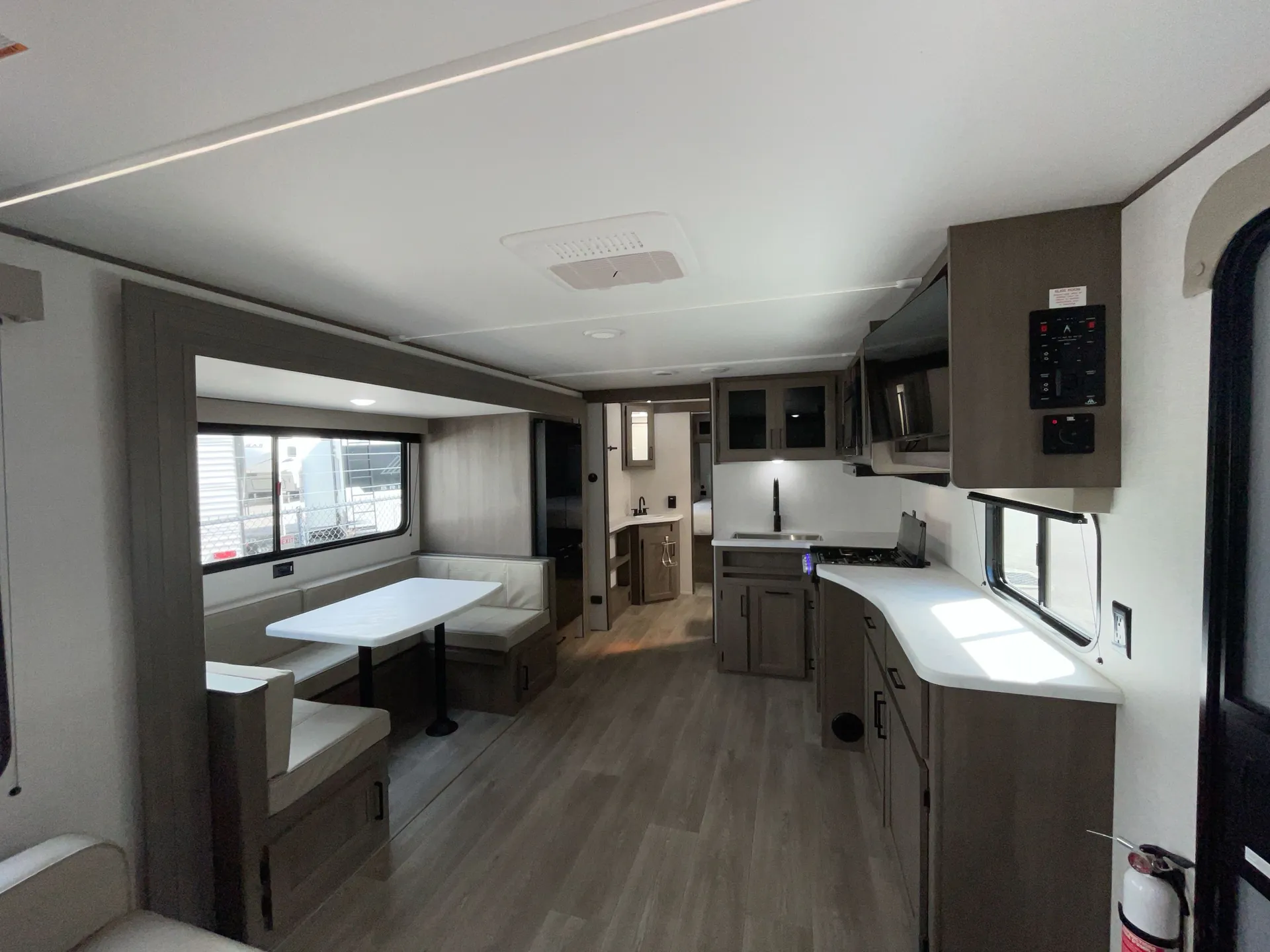 2025 Grand Design Transcend 265BHT — living area main