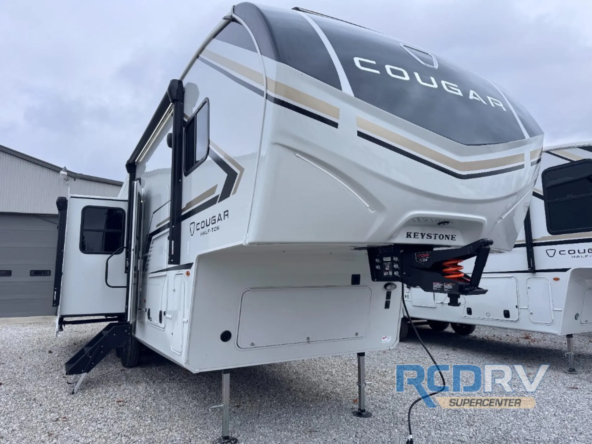 2026 Keystone Cougar Half-Ton 28RLI - Photo 2