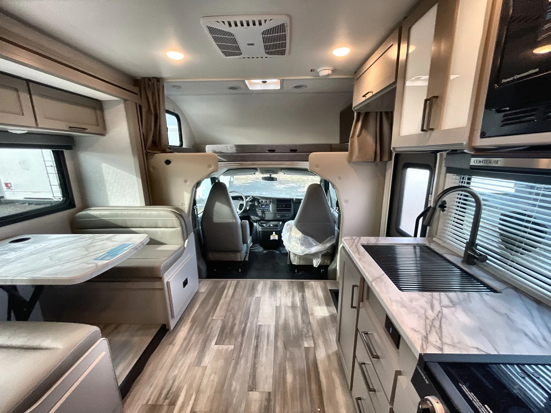 2026 Thor Motor Coach Coleman 25EZ — living area main