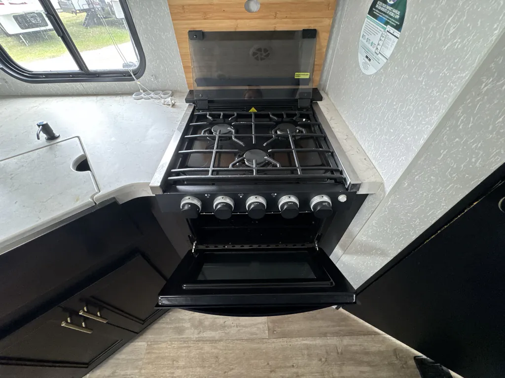 2022 Forest River Cherokee 274BRB, Photos photo 11