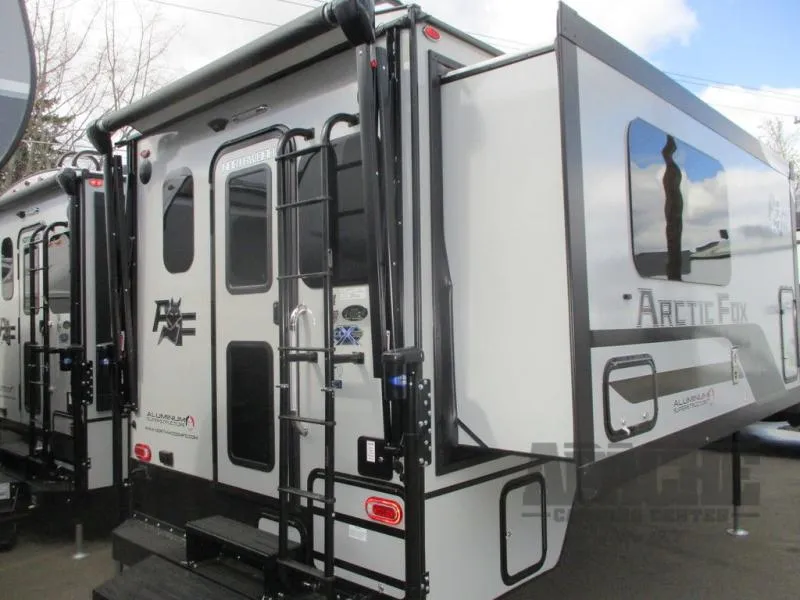 2026 Northwood Arctic Fox Camper 1150 - Photo 2