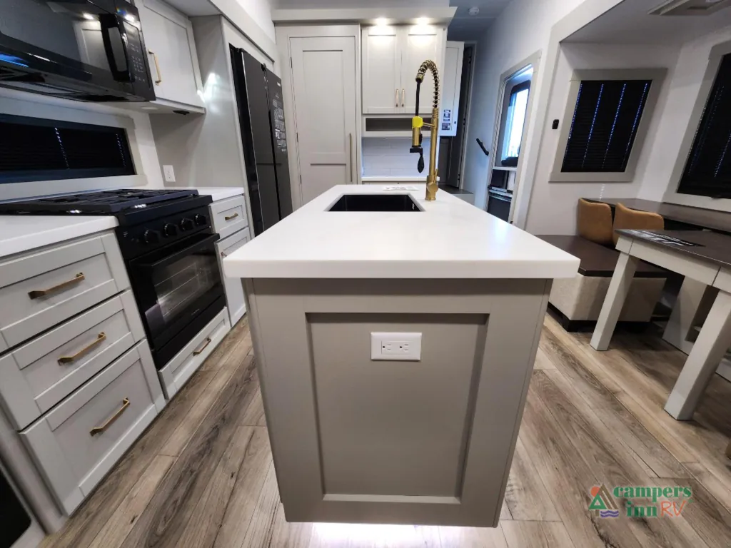 2026 Brinkley Model Z 3515, Photos photo 17