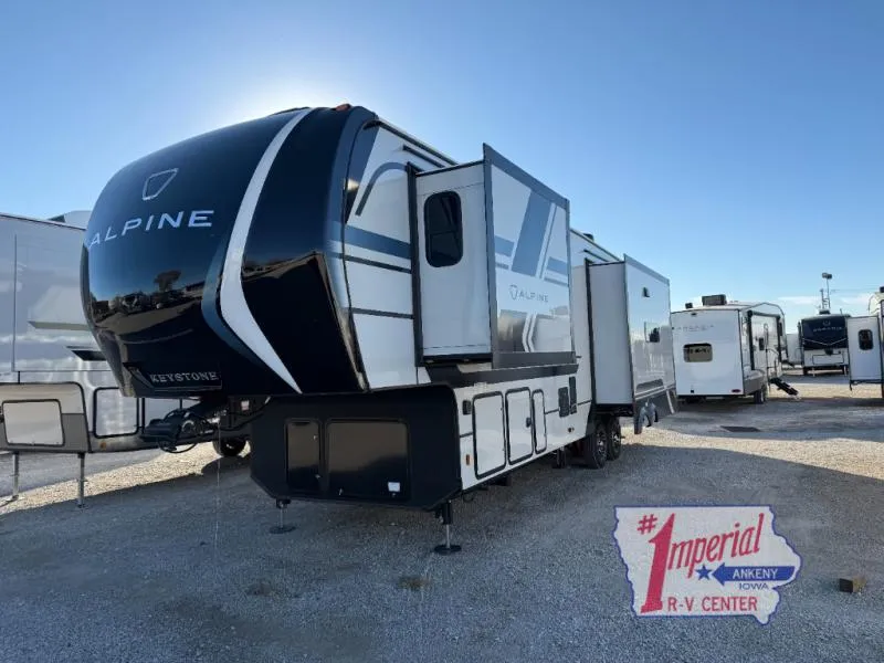 2026 Keystone Alpine 3303CK - Photo 3