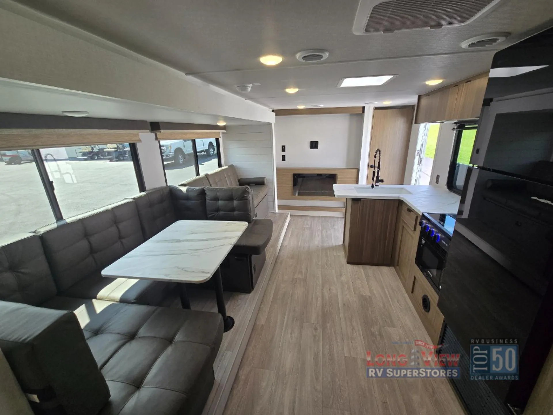 2027 Forest River Wildwood X-Lite 263BHXL — Photo 6