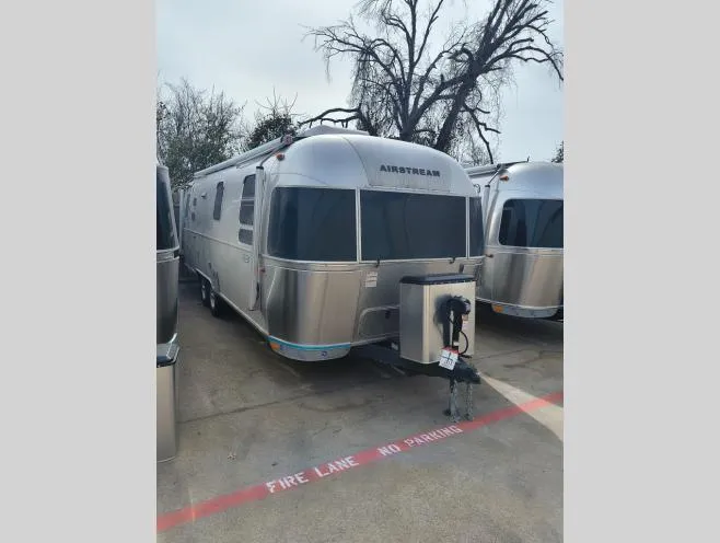2026 Airstream Globetrotter 27FB - Photo 4
