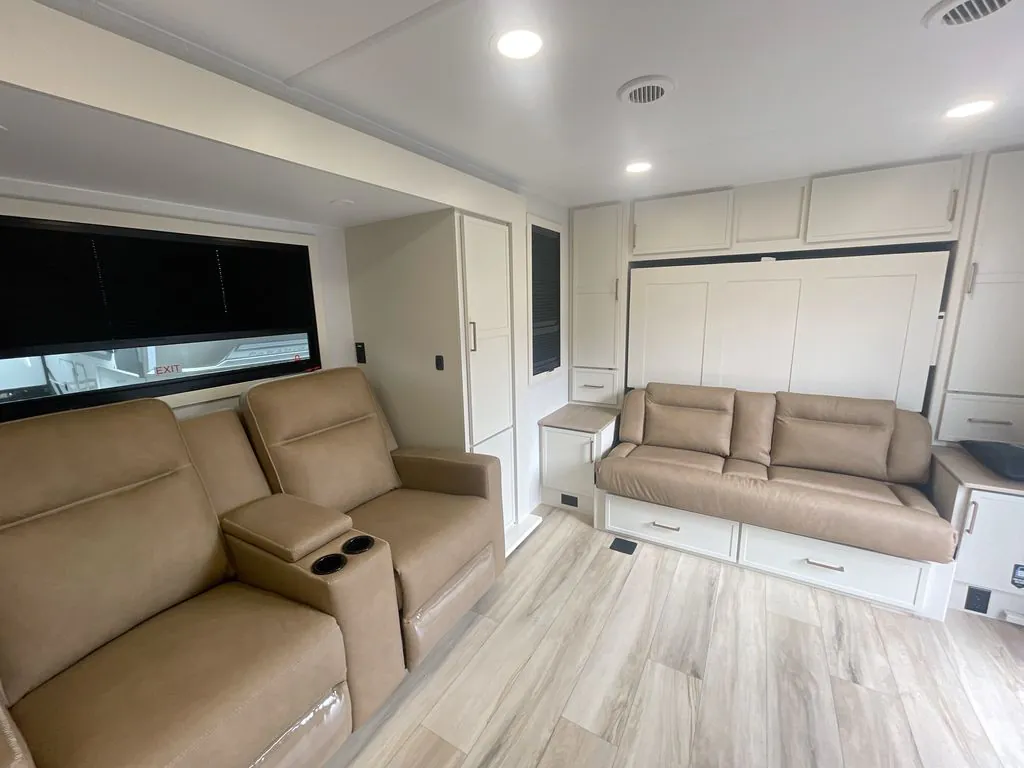 2026 Brinkley Model Ix 20X, Photos photo 3