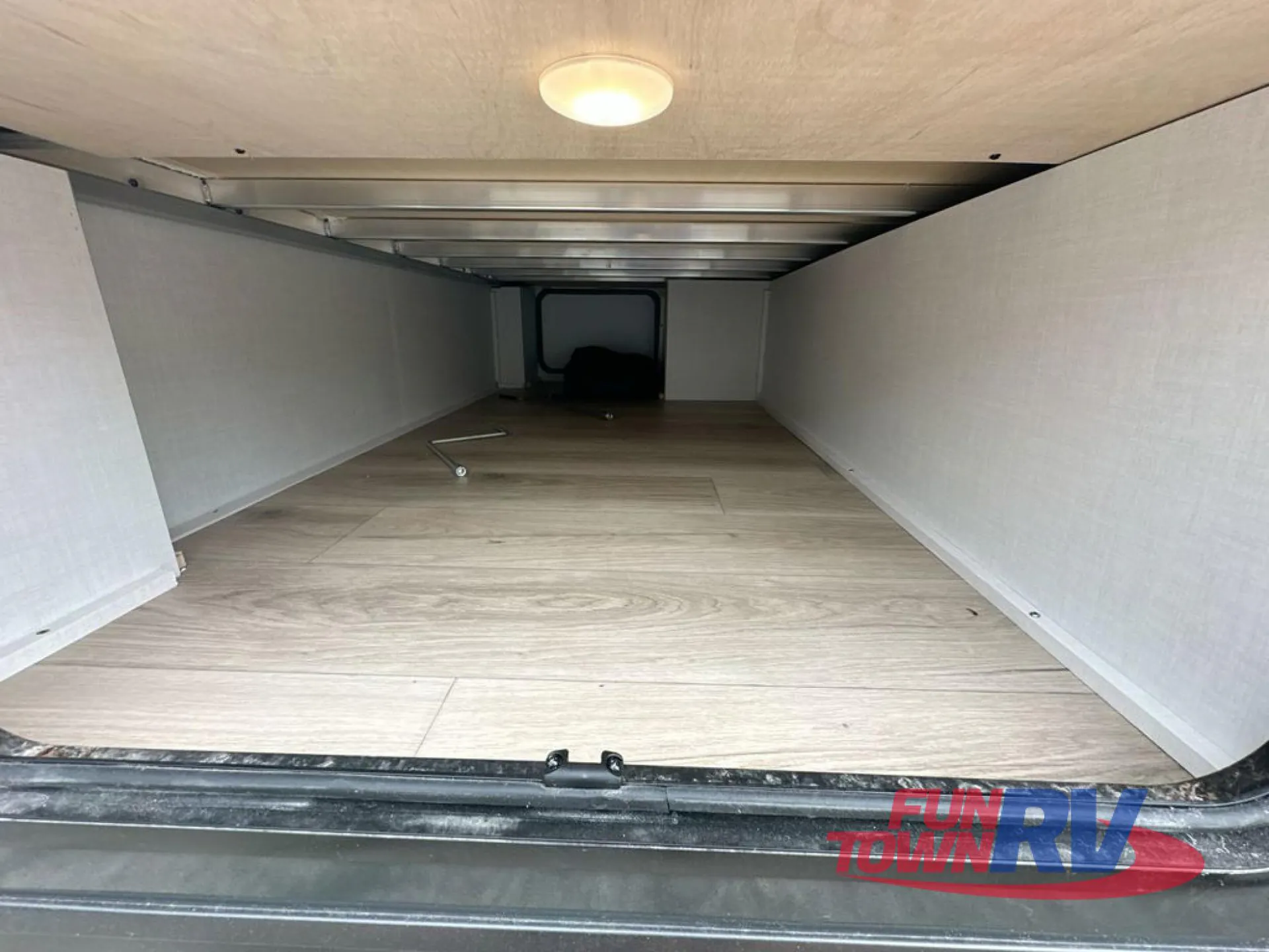 2026 Forest River Rockwood Mini Lite 2506FK — Photo 6