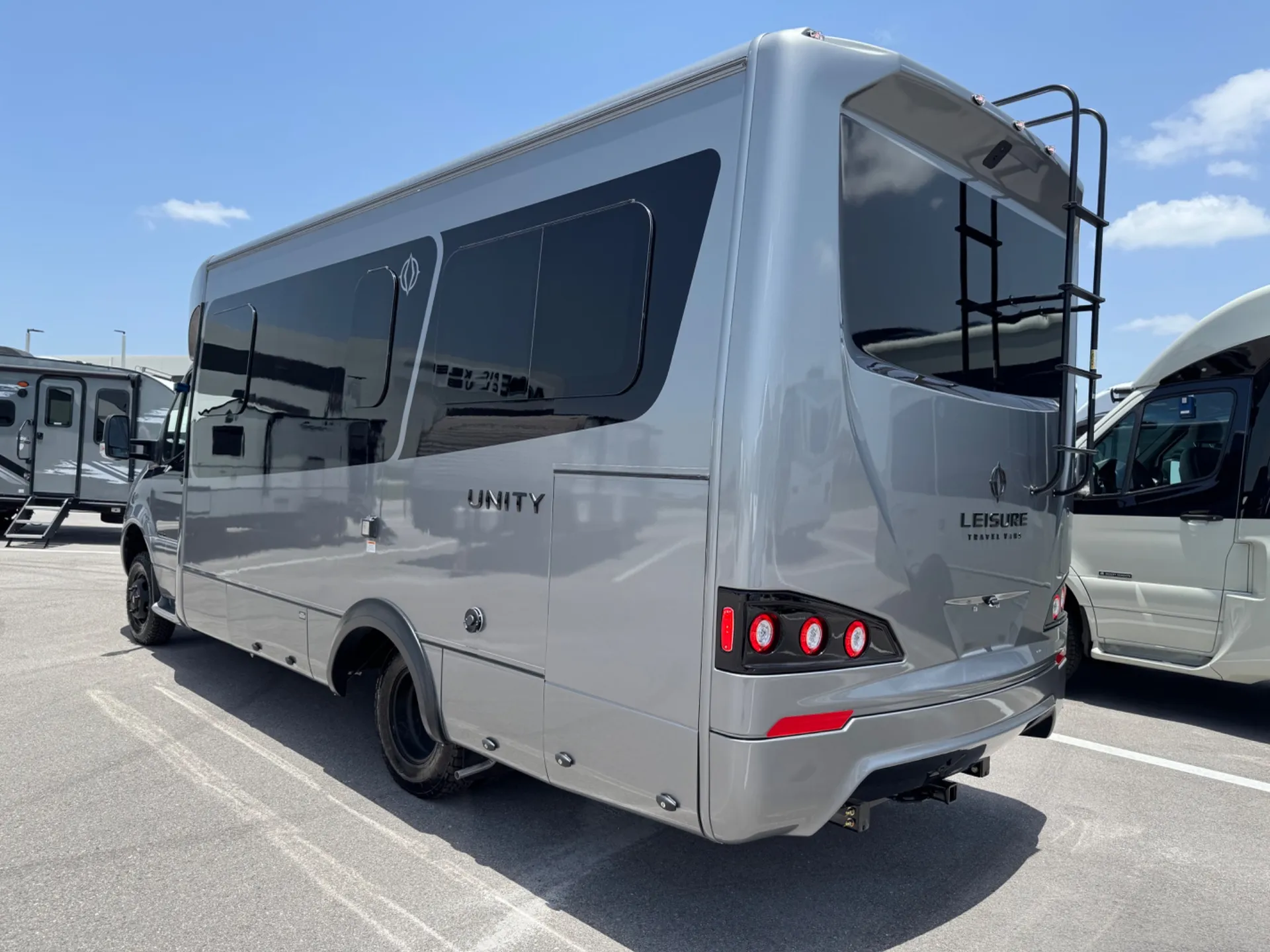 2026 Leisure Travel Unity TBX - Photo 4