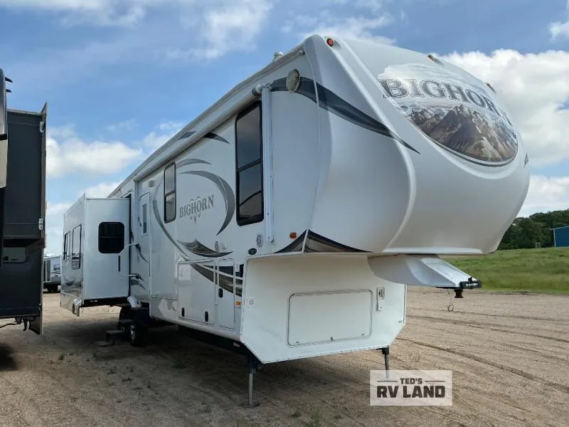 2013 Heartland Bighorn 3610RE - Main photo