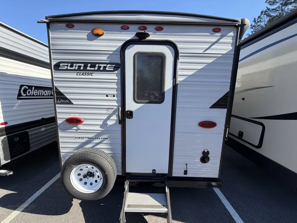 2022 Sunset Park RV Sun Lite 18RD - Photo 4