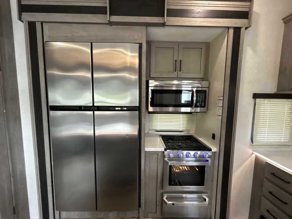2020 Keystone Raptor 415, Photos photo 13