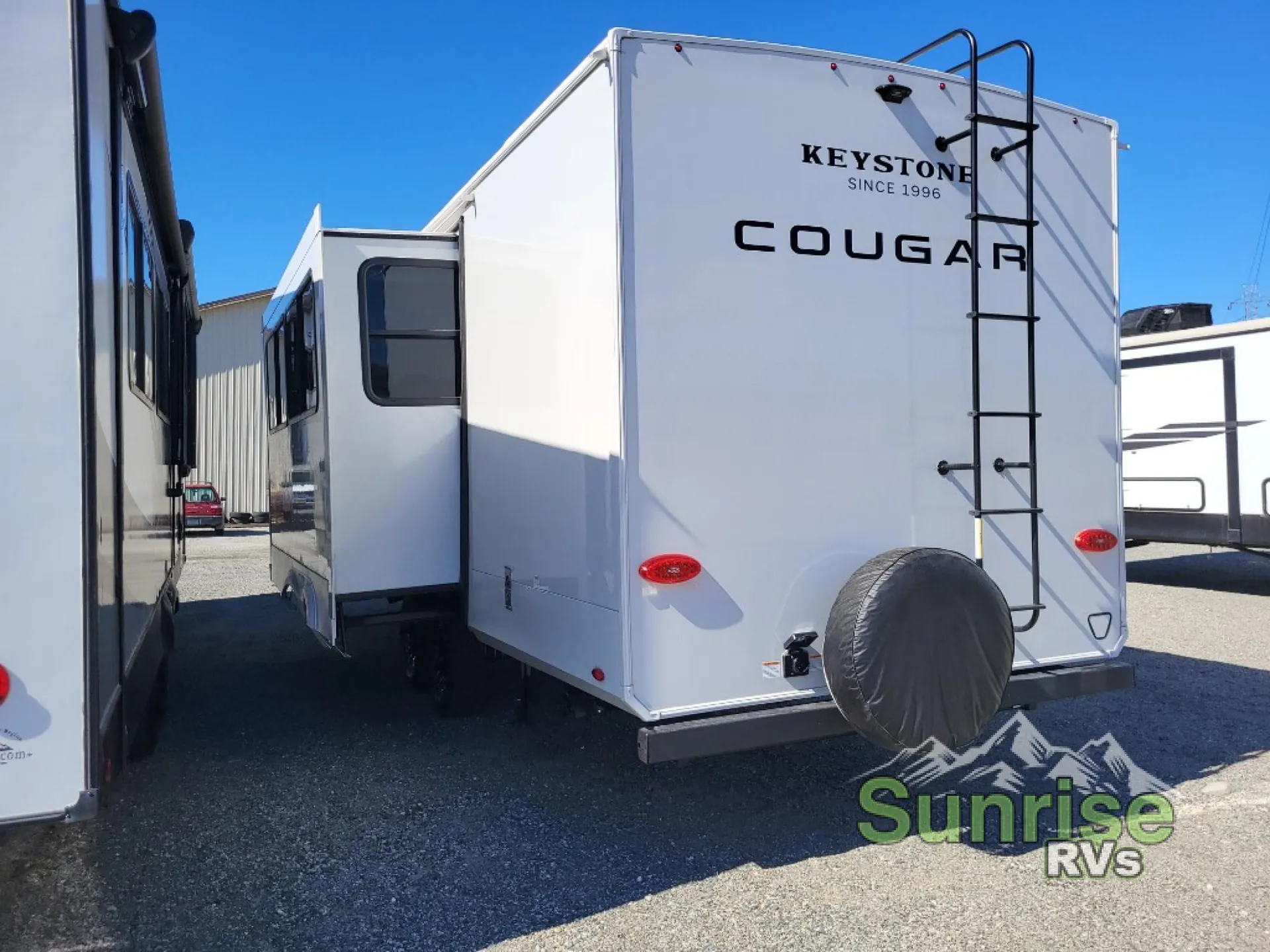 2027 Keystone Cougar Western Elevation 26LBWE - Photo 4