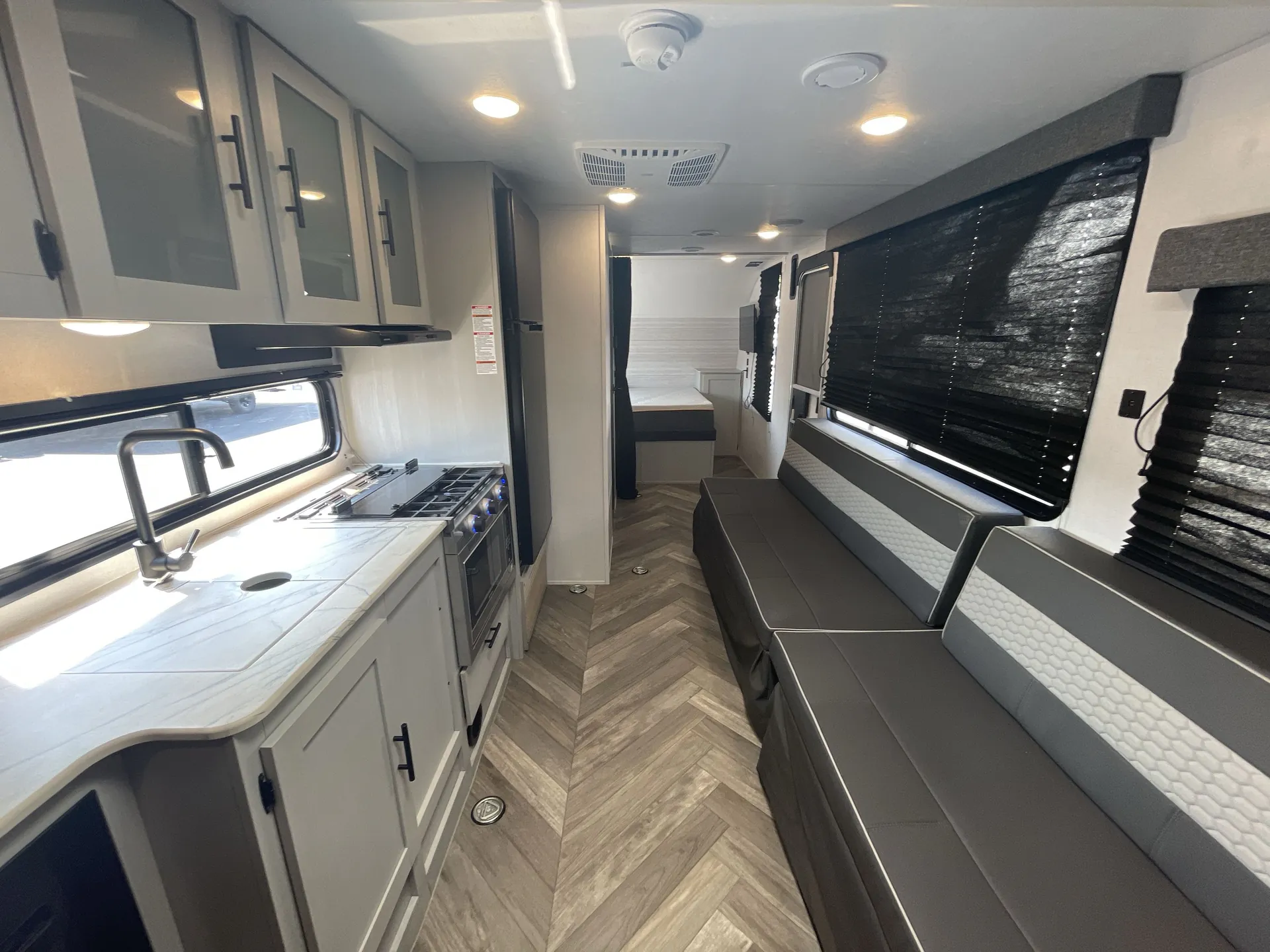 2022 Forest River Salem FSX 190RT — living area main