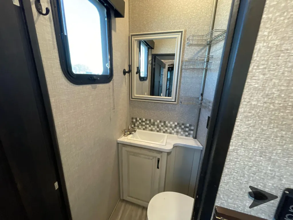 2023 Jayco Seismic Luxury Series 3815, Photos photo 31
