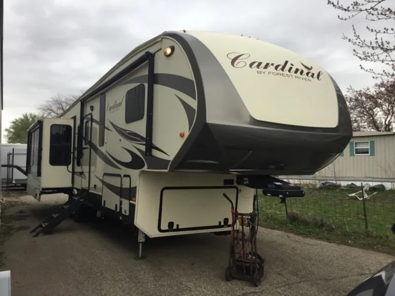 2017 Forest River RV Cardinal 3456RL - Main photo