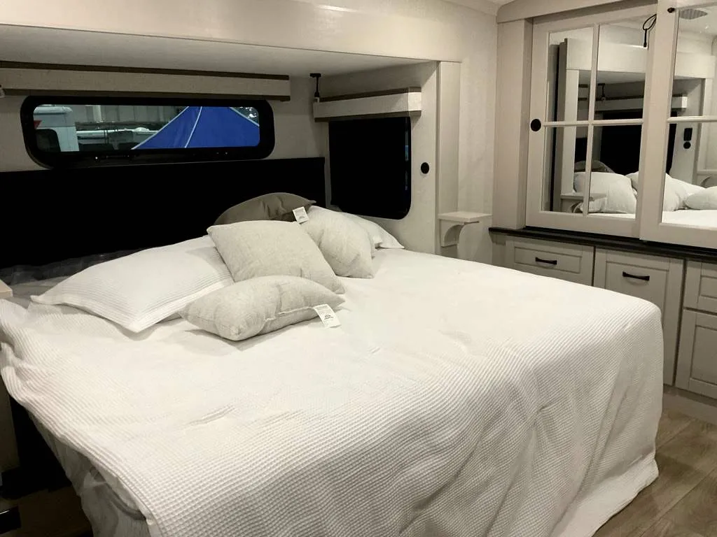 2026 Jayco North Point 395DSDB, Photos photo 30